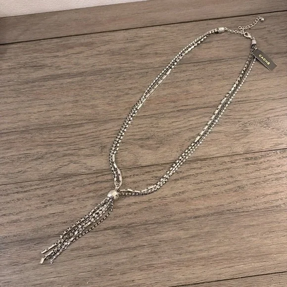 NWT [Cache] Silver Rhinestone Strands Tassle Lariat Pendant Adjustable Necklace - Picture 4 of 10